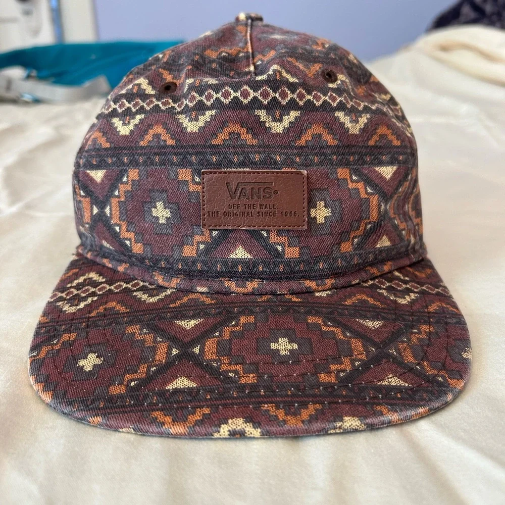 Vans Leather Patch Flat Brim Hat Multicolor Aztec Tribal Adjustable Outdoor - Picture 1 of 4